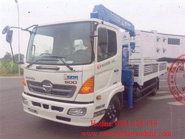 Xe Hino FC9JLSW gắn cẩu Tadano ZT504 5 tấn 4 đốt