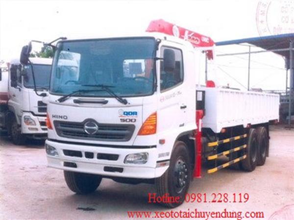 Xe Hino FL8JTSA gắn cẩu Unic V344 3 tấn 4 đốt