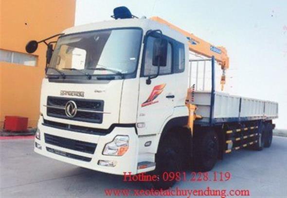 Xe Dongfeng 4 chân gắn cẩu 7 Tấn Soosan SCS746