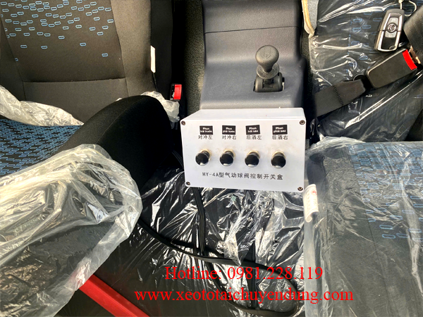 Hệ thống điều khiển tưới nước tự động trên cabin xe