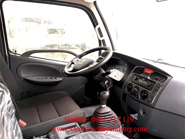 Nội thất tiện nghi, hiện đại của xe hút bùn thông cống Dongfeng